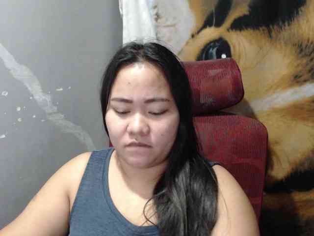 BubbleButtPinay webcam