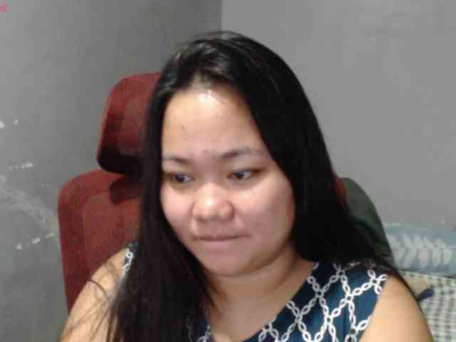 BubbleButtPinay webcam