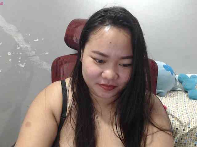 BubbleButtPinay webcam