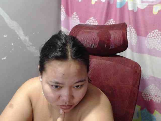 BubbleButtPinay webcam