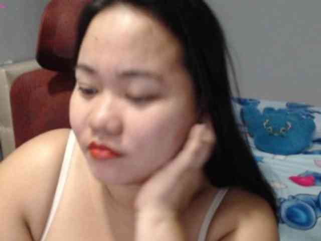 BubbleButtPinay webcam