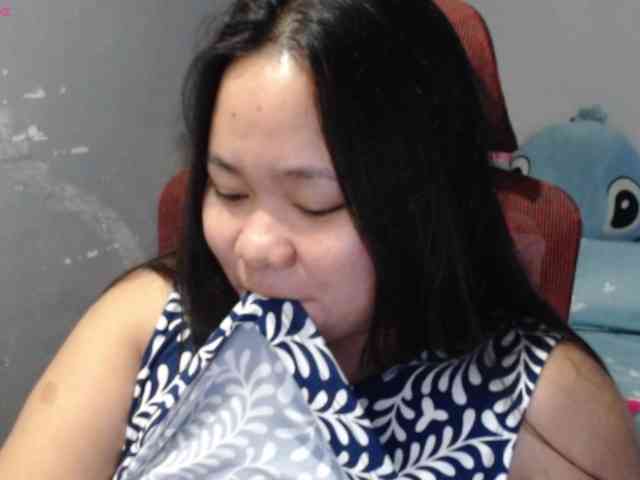 BubbleButtPinay webcam
