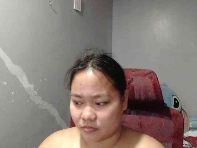 BubbleButtPinay webcam