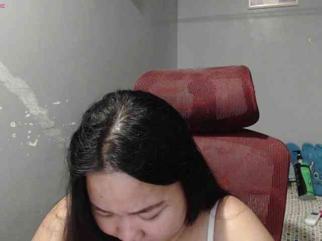 BubbleButtPinay webcam