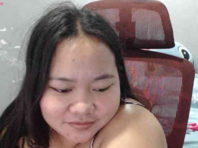 BubbleButtPinay webcam