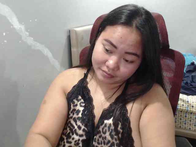 BubbleButtPinay webcam