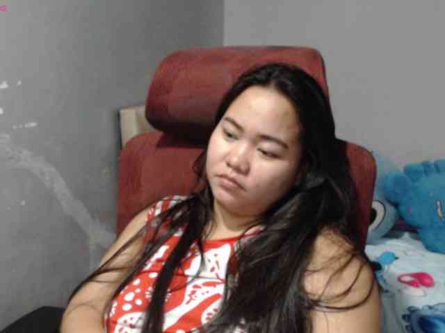 BubbleButtPinay webcam