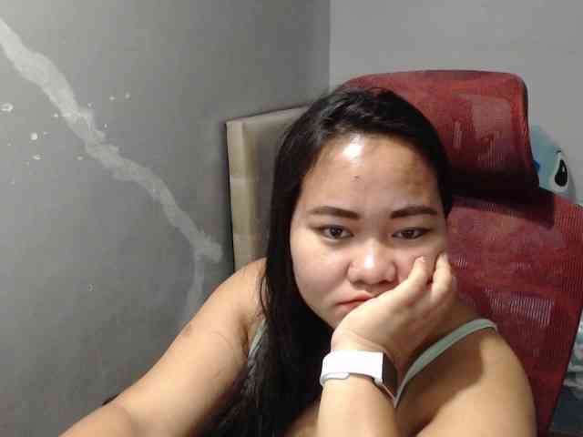 BubbleButtPinay webcam