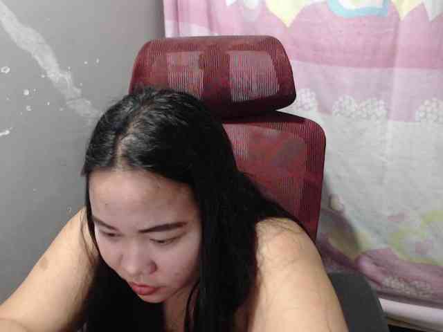 BubbleButtPinay webcam