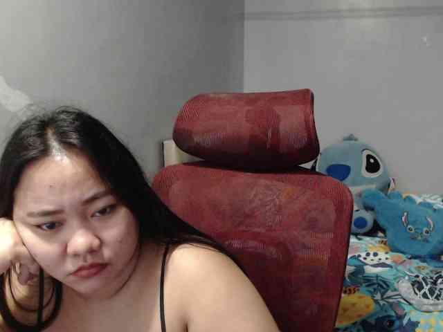 BubbleButtPinay webcam