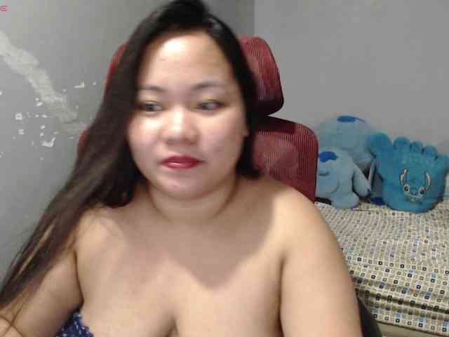 BubbleButtPinay webcam