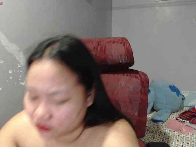BubbleButtPinay webcam