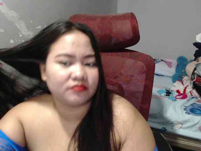 BubbleButtPinay webcam