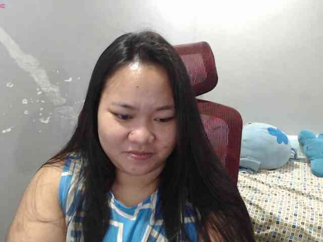 BubbleButtPinay webcam
