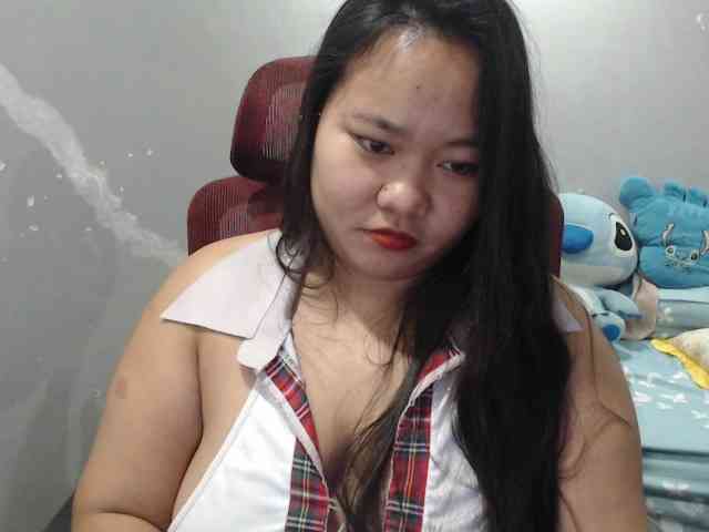 BubbleButtPinay webcam