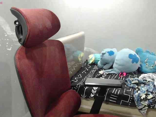 BubbleButtPinay webcam