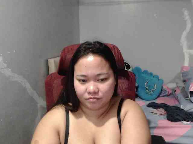 BubbleButtPinay webcam
