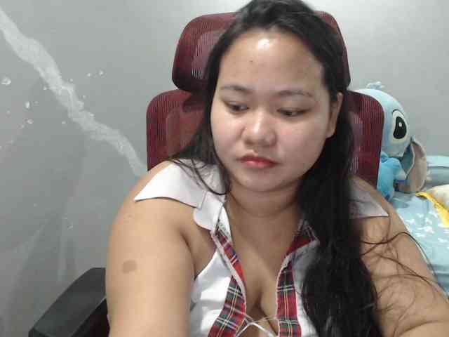 BubbleButtPinay webcam