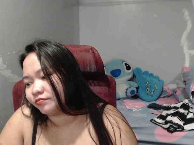 BubbleButtPinay webcam