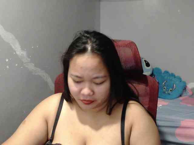 BubbleButtPinay webcam