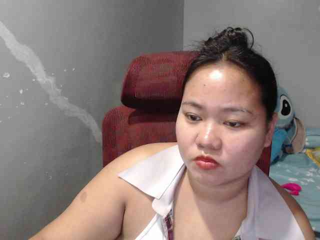 BubbleButtPinay webcam