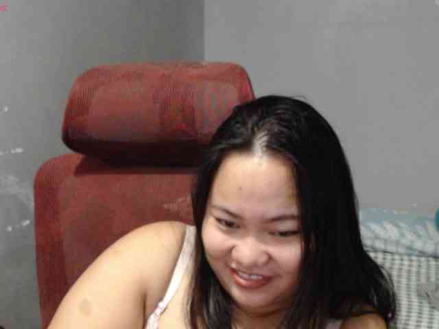 BubbleButtPinay webcam