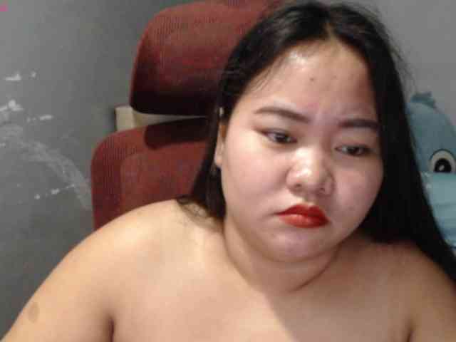 BubbleButtPinay webcam