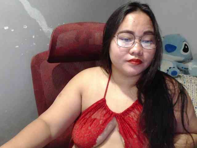 BubbleButtPinay webcam