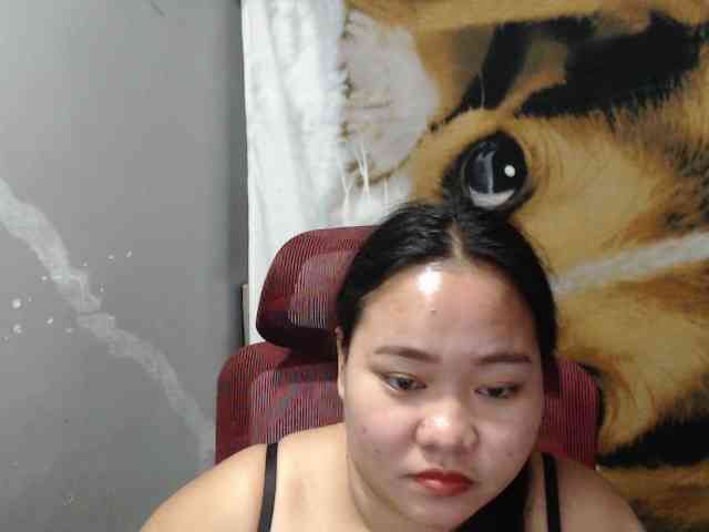 BubbleButtPinay webcam