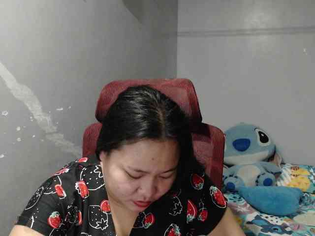 BubbleButtPinay webcam