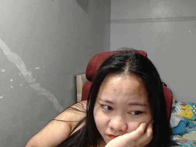 BubbleButtPinay webcam