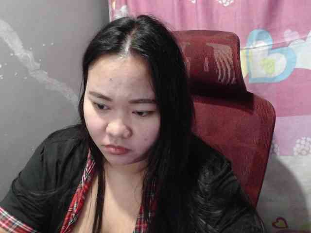 BubbleButtPinay webcam