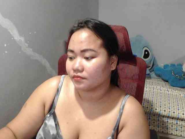 BubbleButtPinay webcam