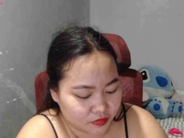 BubbleButtPinay webcam