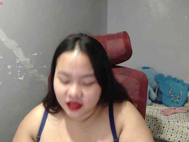 BubbleButtPinay webcam
