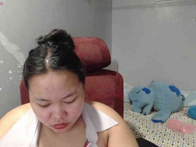 BubbleButtPinay webcam