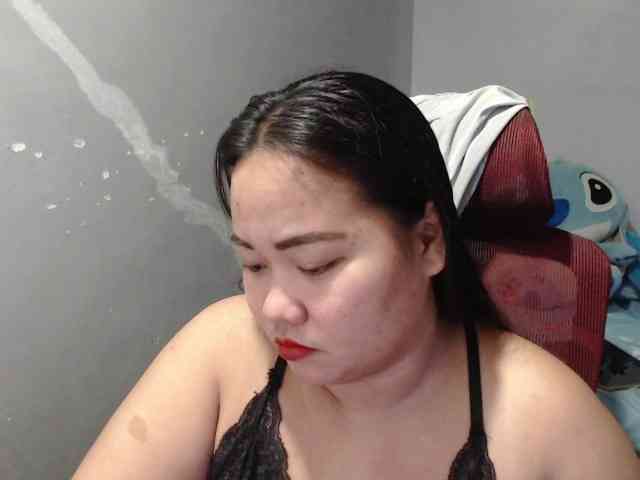 BubbleButtPinay webcam