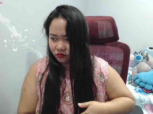 BubbleButtPinay webcam