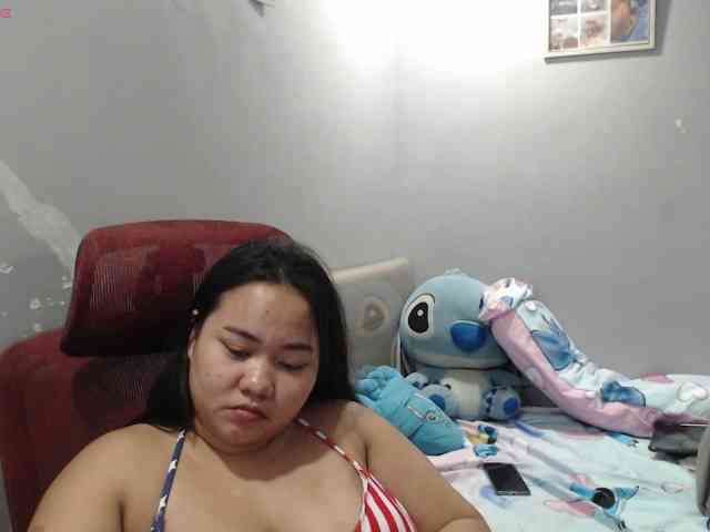 BubbleButtPinay webcam