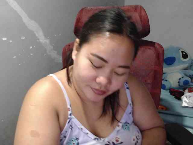 BubbleButtPinay webcam
