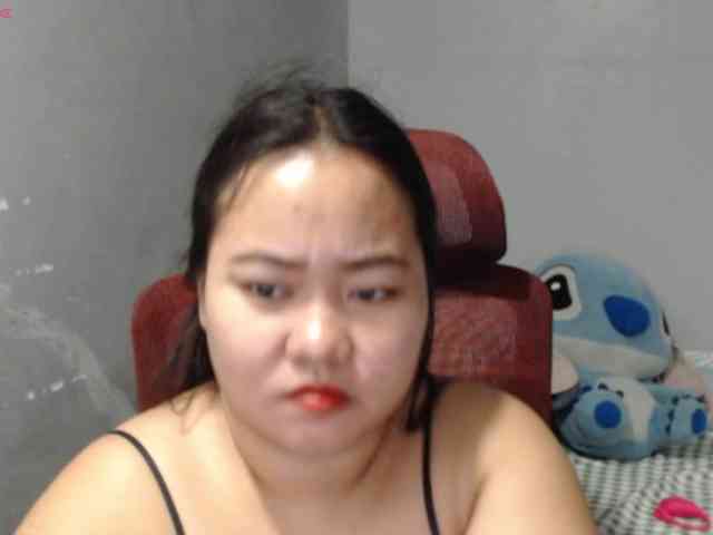 BubbleButtPinay webcam