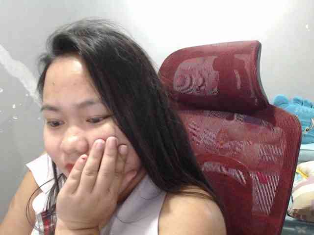 BubbleButtPinay webcam