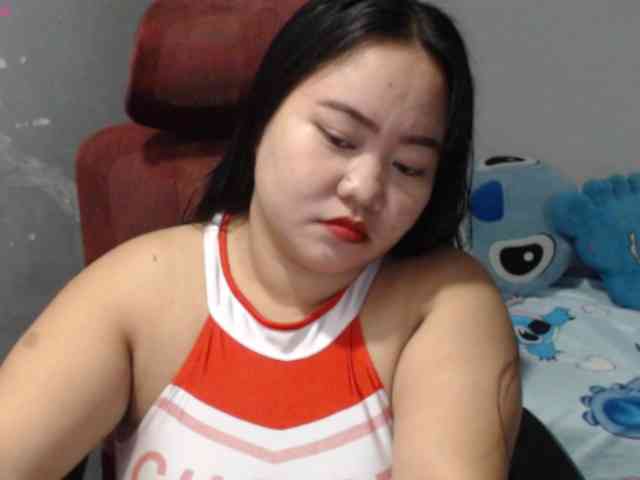 BubbleButtPinay webcam