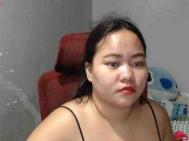 BubbleButtPinay webcam