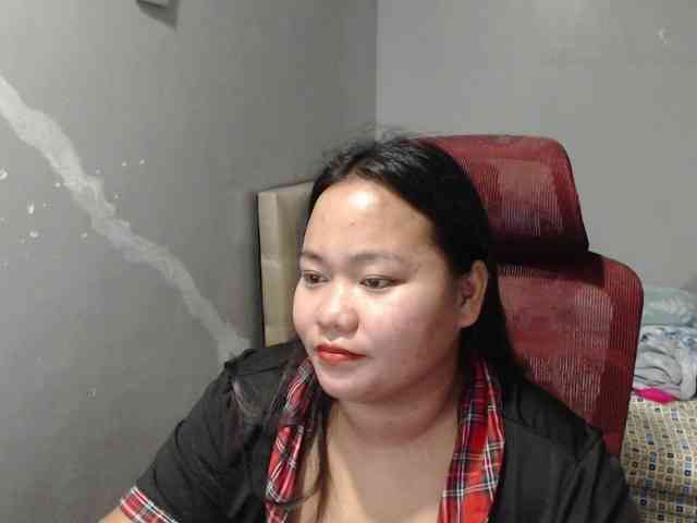 BubbleButtPinay webcam