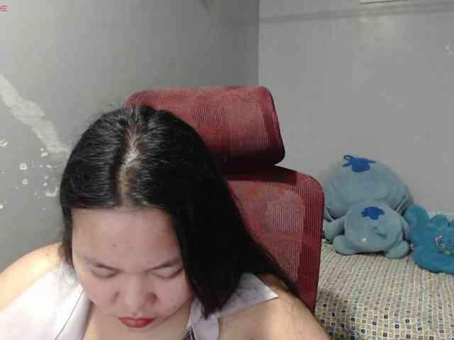 BubbleButtPinay webcam