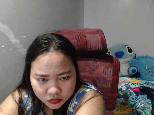 BubbleButtPinay webcam
