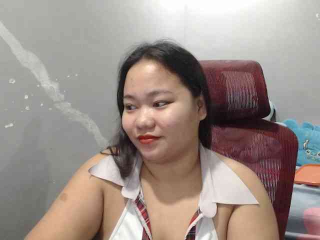 BubbleButtPinay webcam