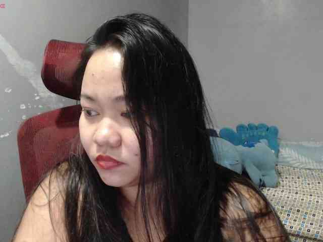 BubbleButtPinay webcam