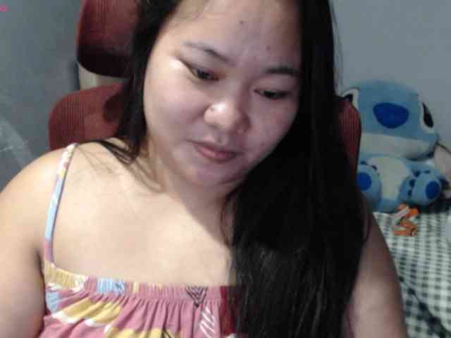 BubbleButtPinay webcam